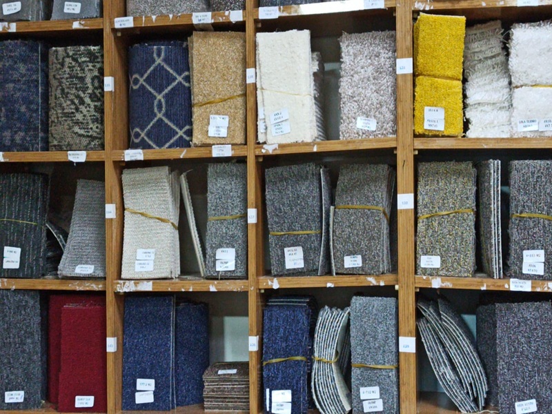 Örnek Koleksiyon Duvardan Duvara Halı OK-2024 — PP Naylon 7–9mm Lacivert Sarı Kırmızı Melanj Ev Ofis Butik Mekan İstanbul